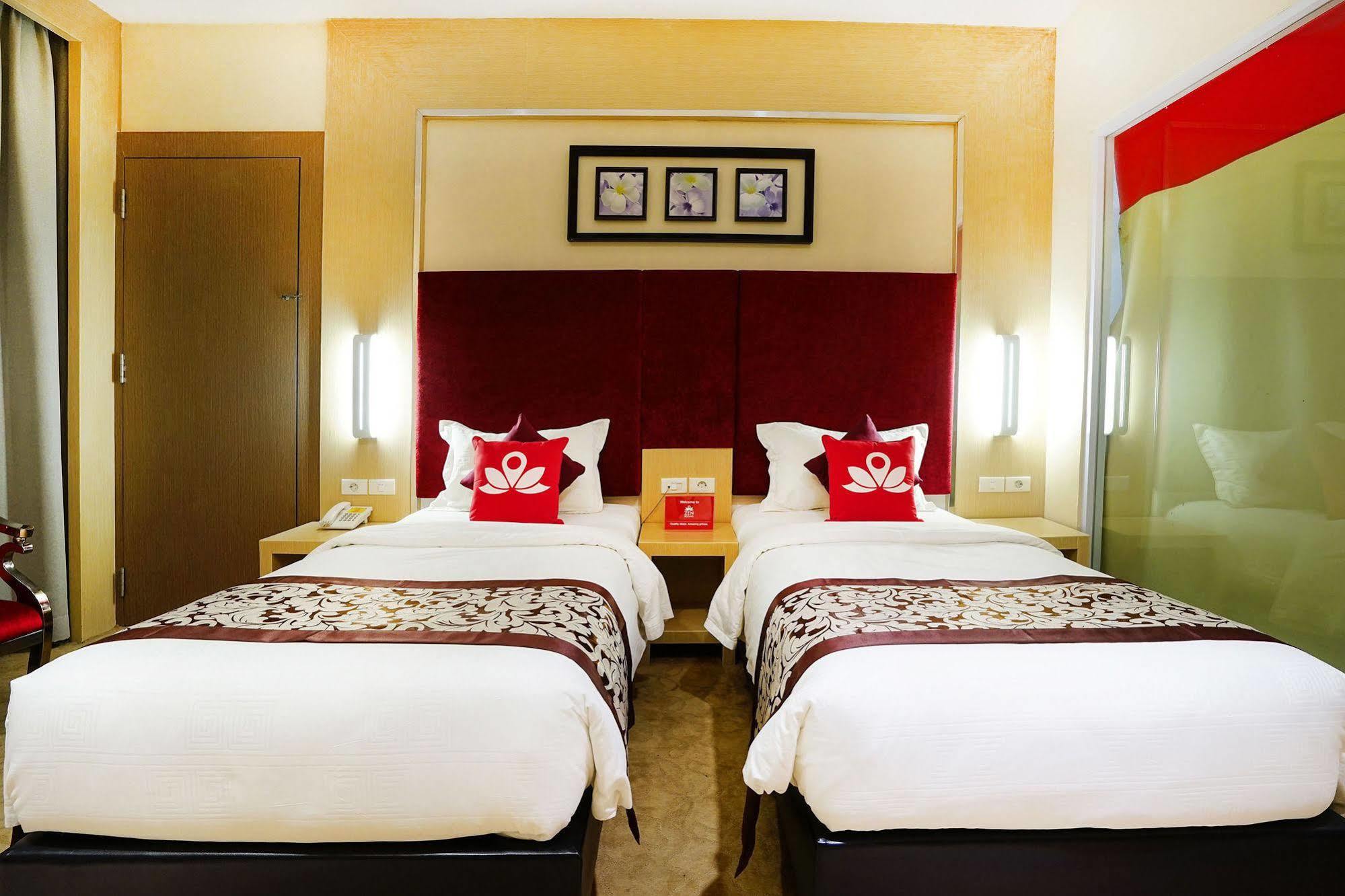 Zen Rooms Near Bcs Mall Penuin Batam Экстерьер фото