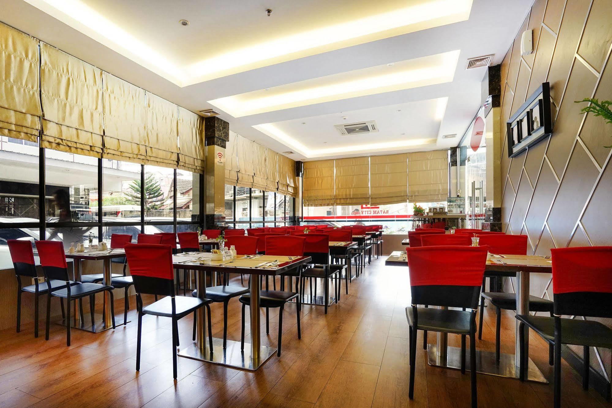 Zen Rooms Near Bcs Mall Penuin Batam Экстерьер фото